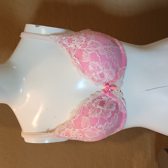 Victorias Secret Cream and Pink Lace Bra (0692) - Picture 1 of 5